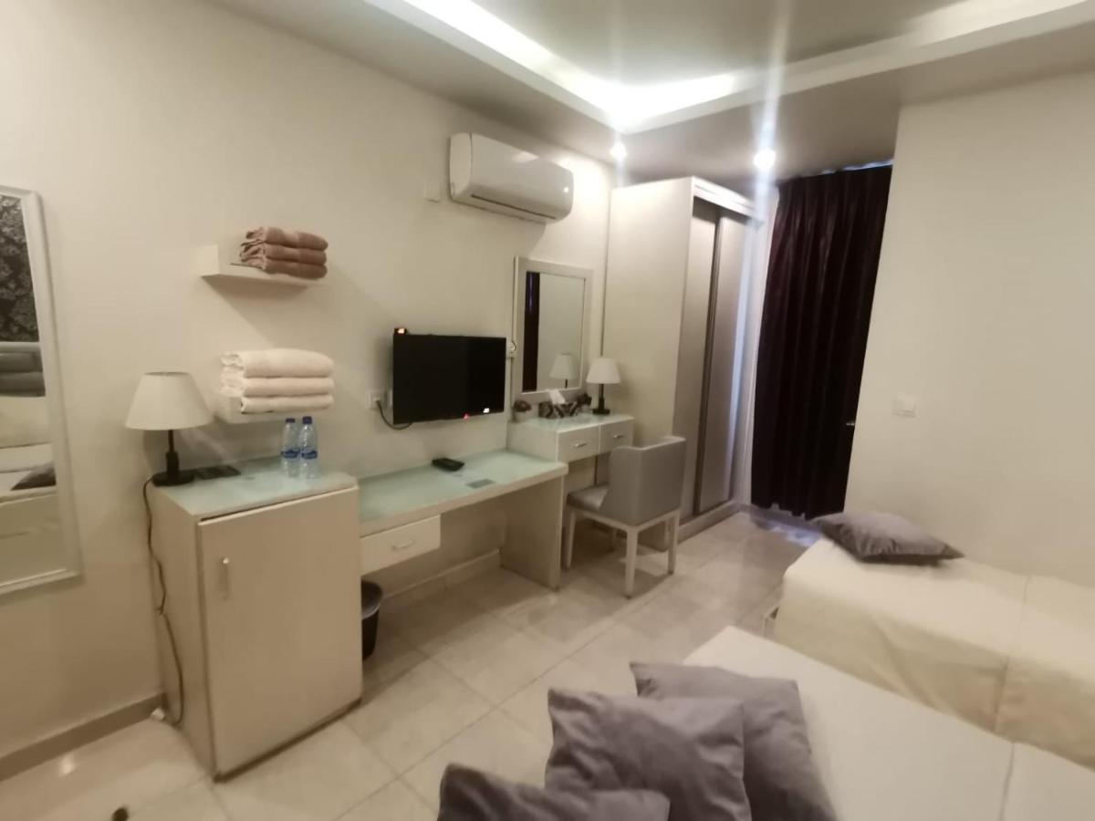 Beirut Hotel 1 Amman Bagian luar foto