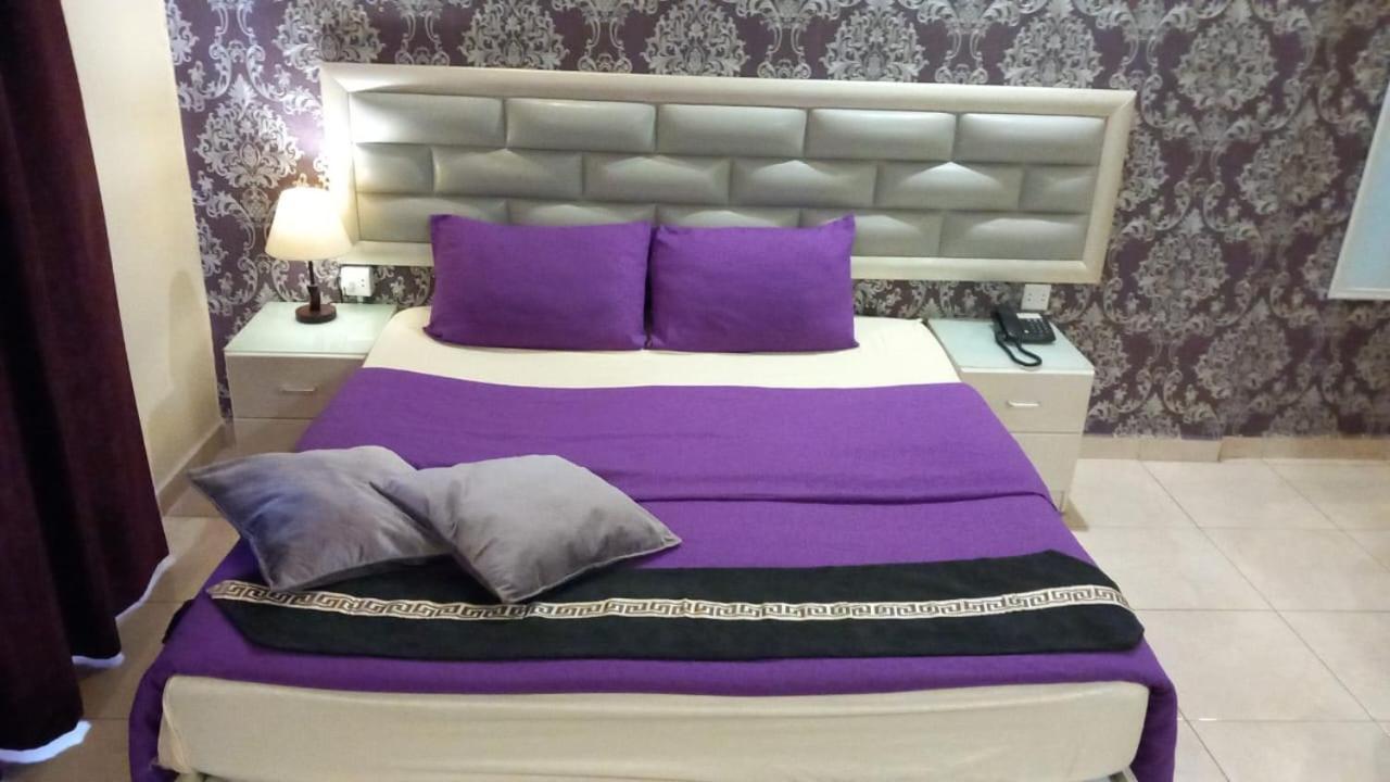 Beirut Hotel 1 Amman Bagian luar foto